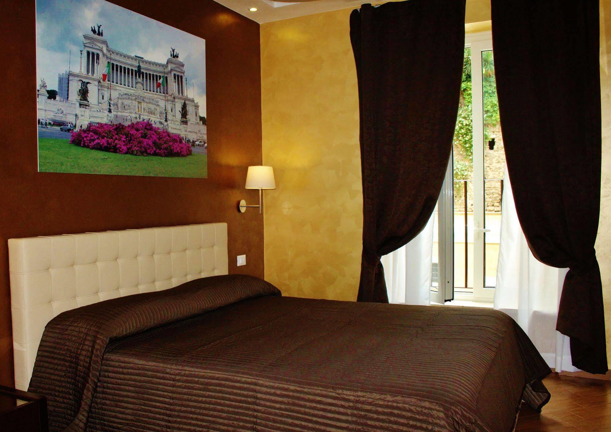 My Piazza Di Spagna Gasthof 4*